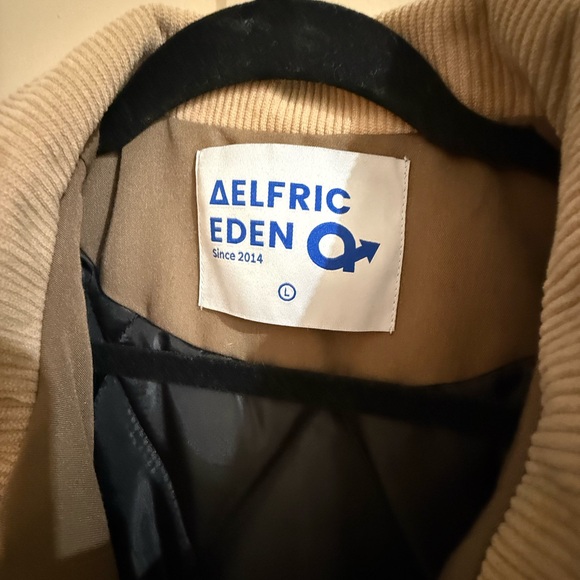 Polo - Picture 5 of 5